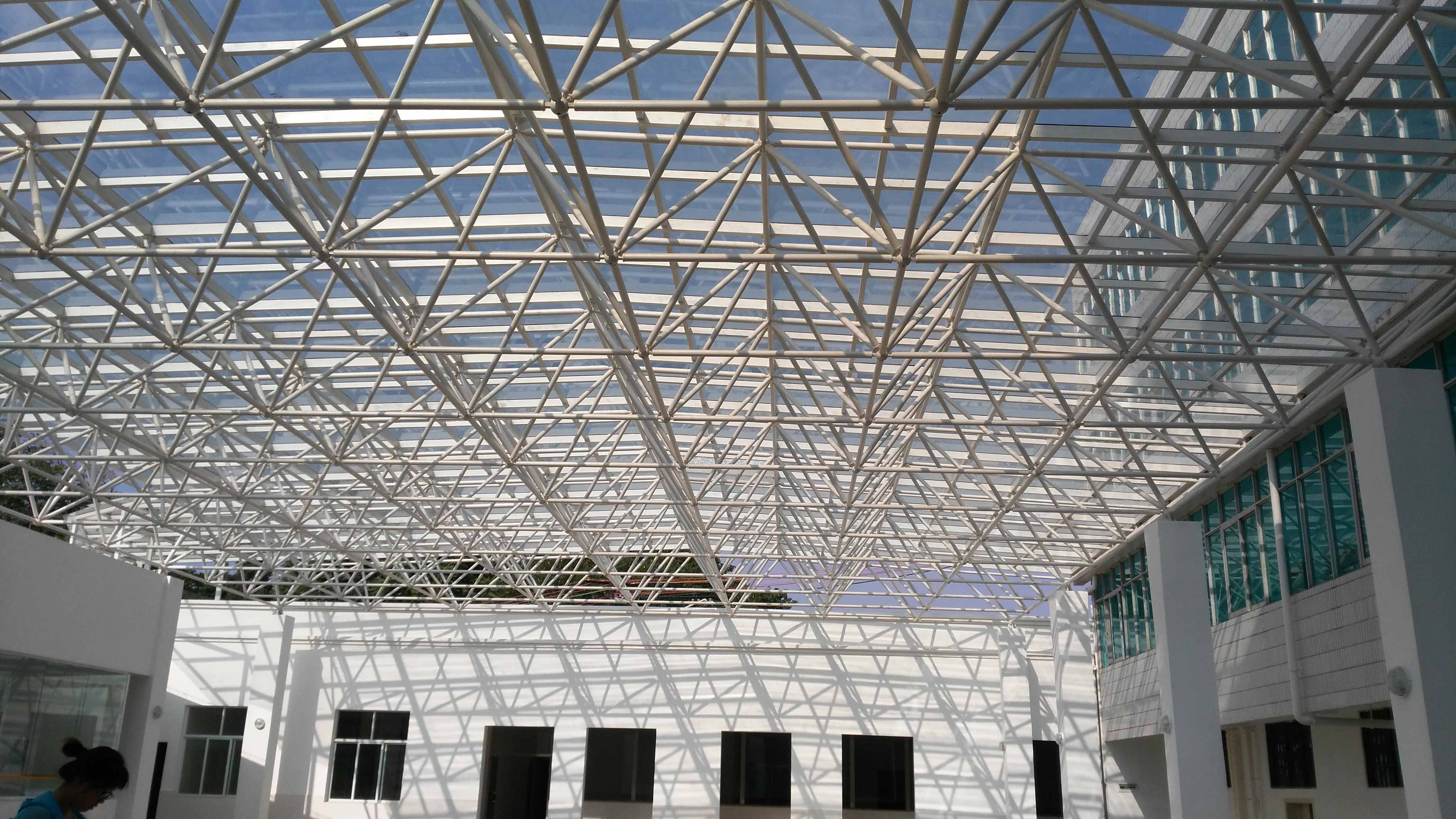 即墨平板型网架安装